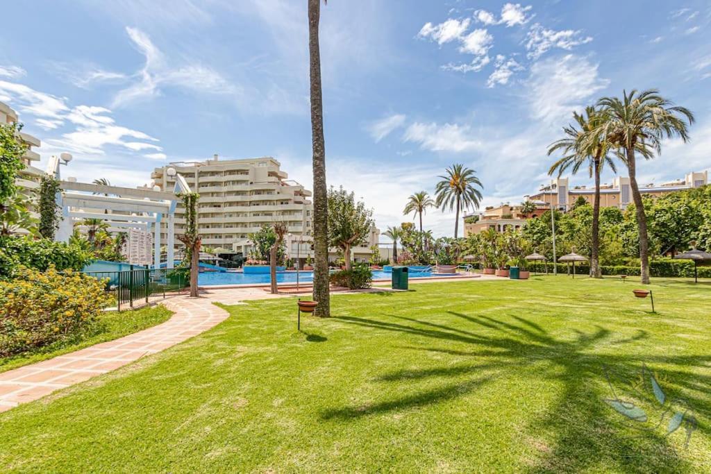 Precioso Apt De 1 Habitacion En Benalbeach Benalmádena Esterno foto
